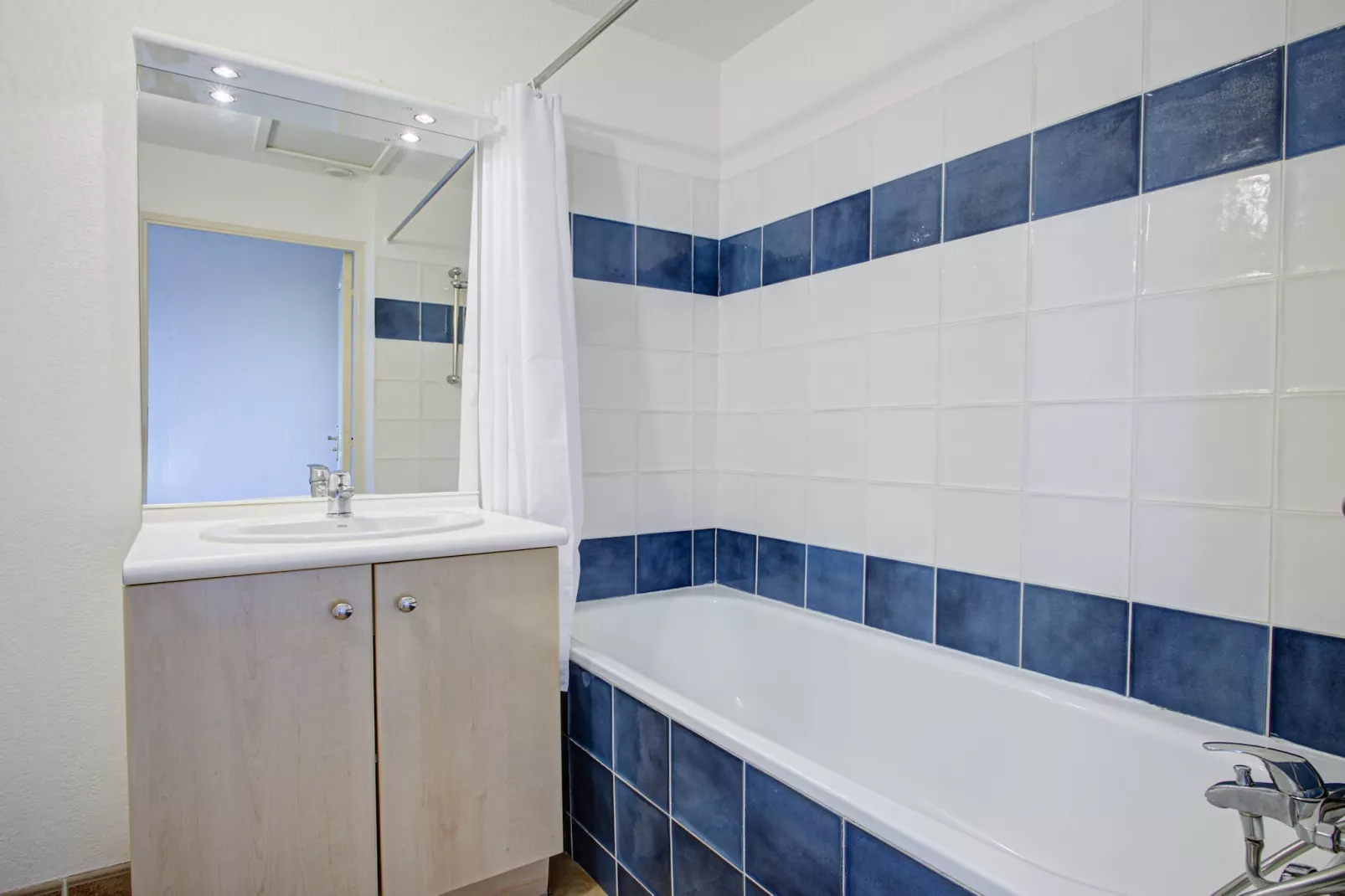 P. Minervois P N°05 - Villa 2P4-Bathroom