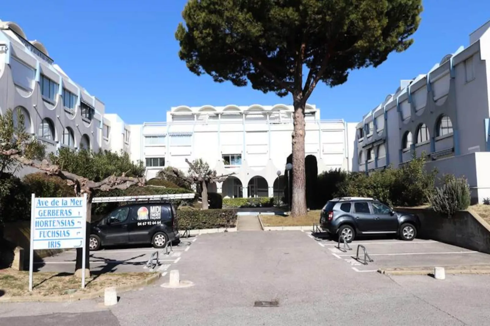 Résidence  Floralies 2-Untagged