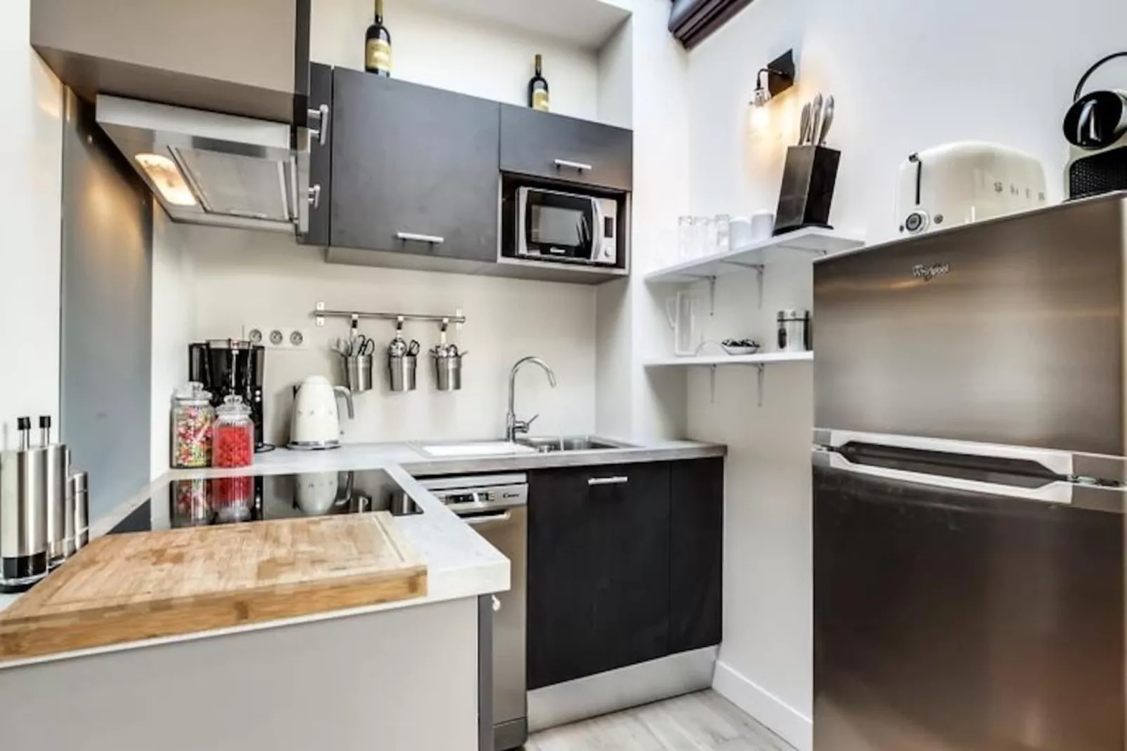 Maison Ingw&euml; - Appartement Avec Terrasse Place Gambetta-Untagged