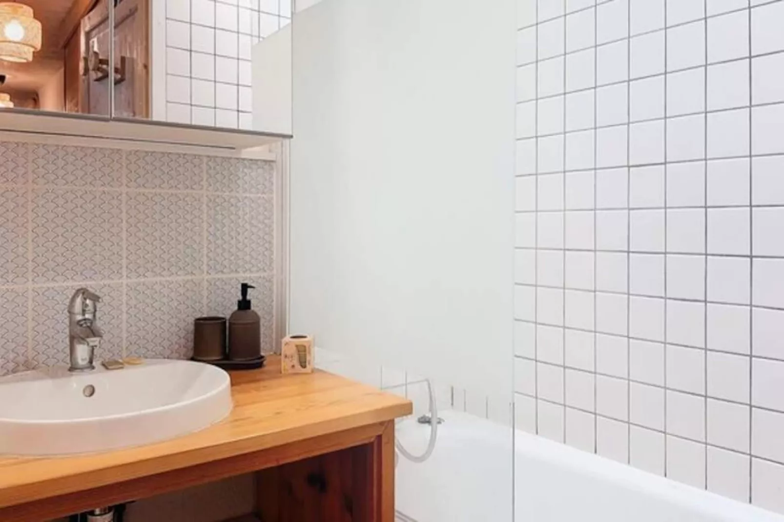 Résidence Adonis B-Non tagué