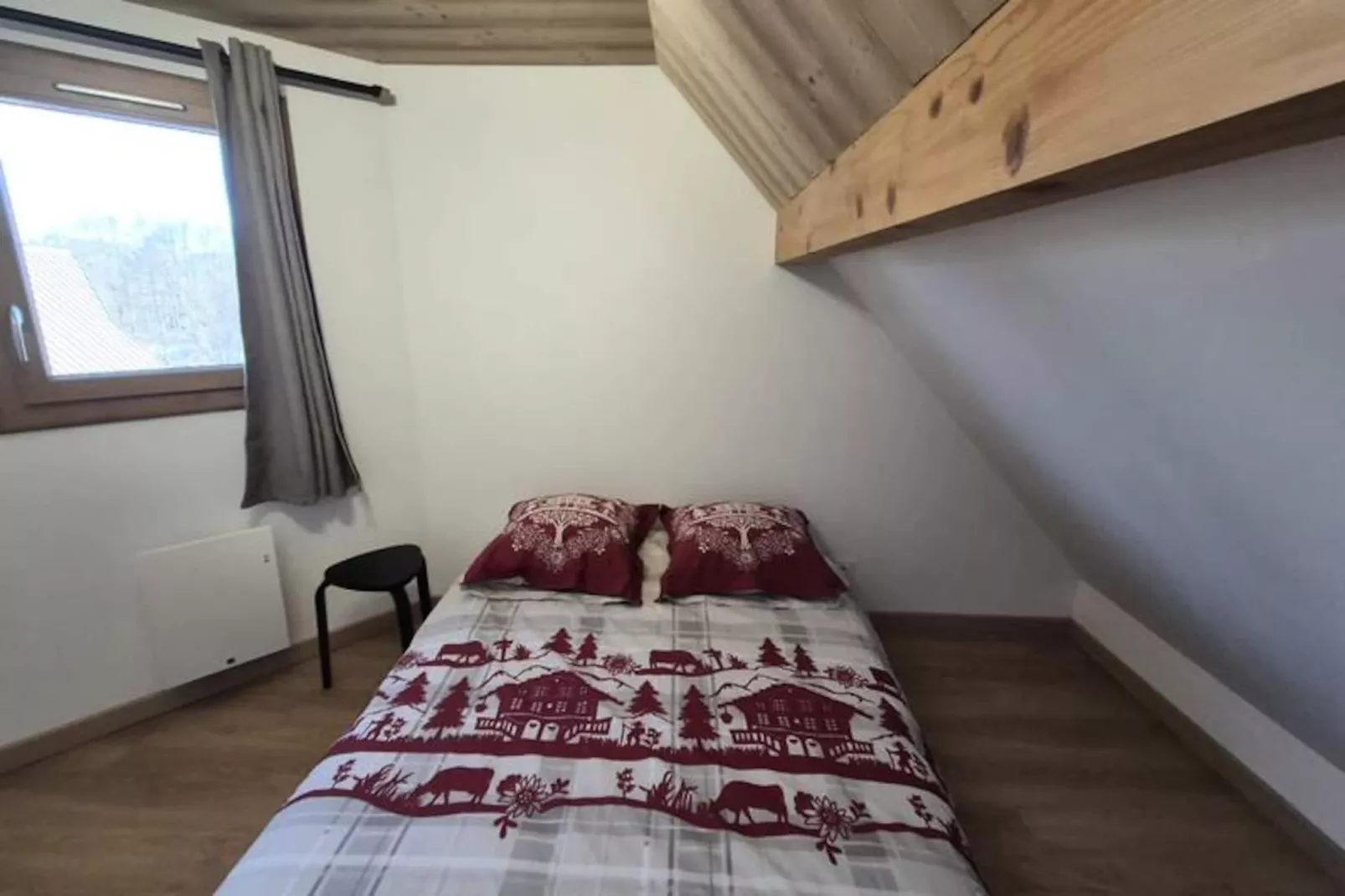 Chalet Nordique Pour 6 Personnes à La Féclaz - Piscine été-Untagged