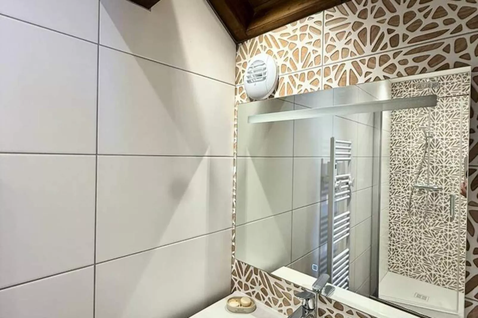 Résidence Complexe Aiguilles-Untagged