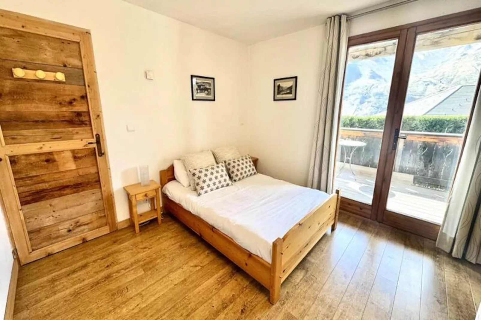 Le Vieux Chalet-Nicht zugeordnet