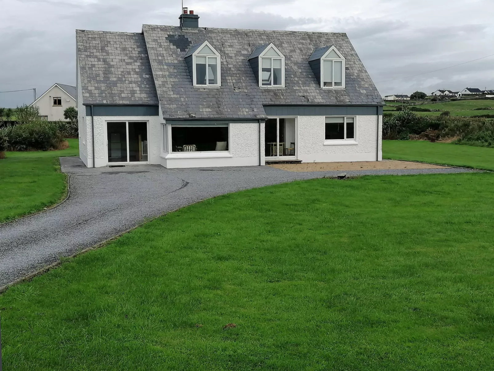 Spanish Point El Martins-Outside