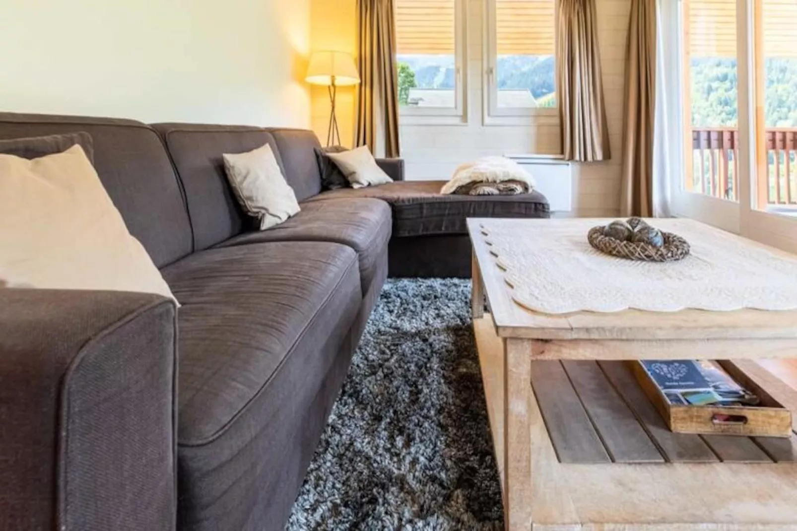 Cybeles 8 - Untagged