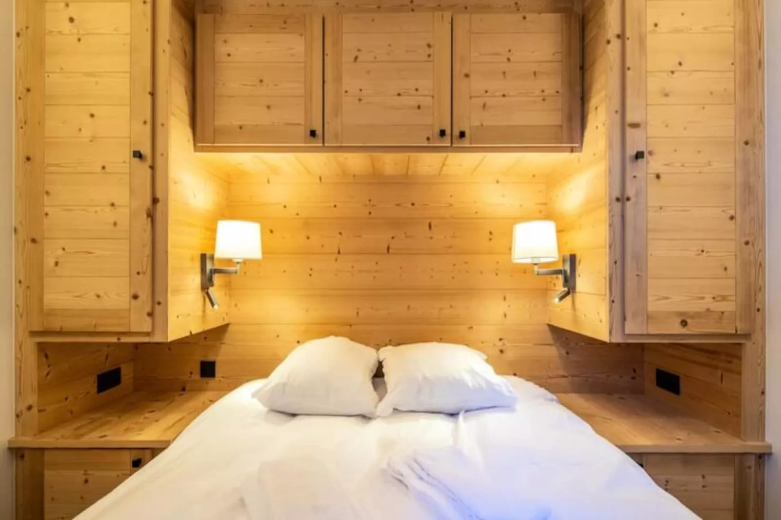 Cyb&egrave;le 2 - Untagged