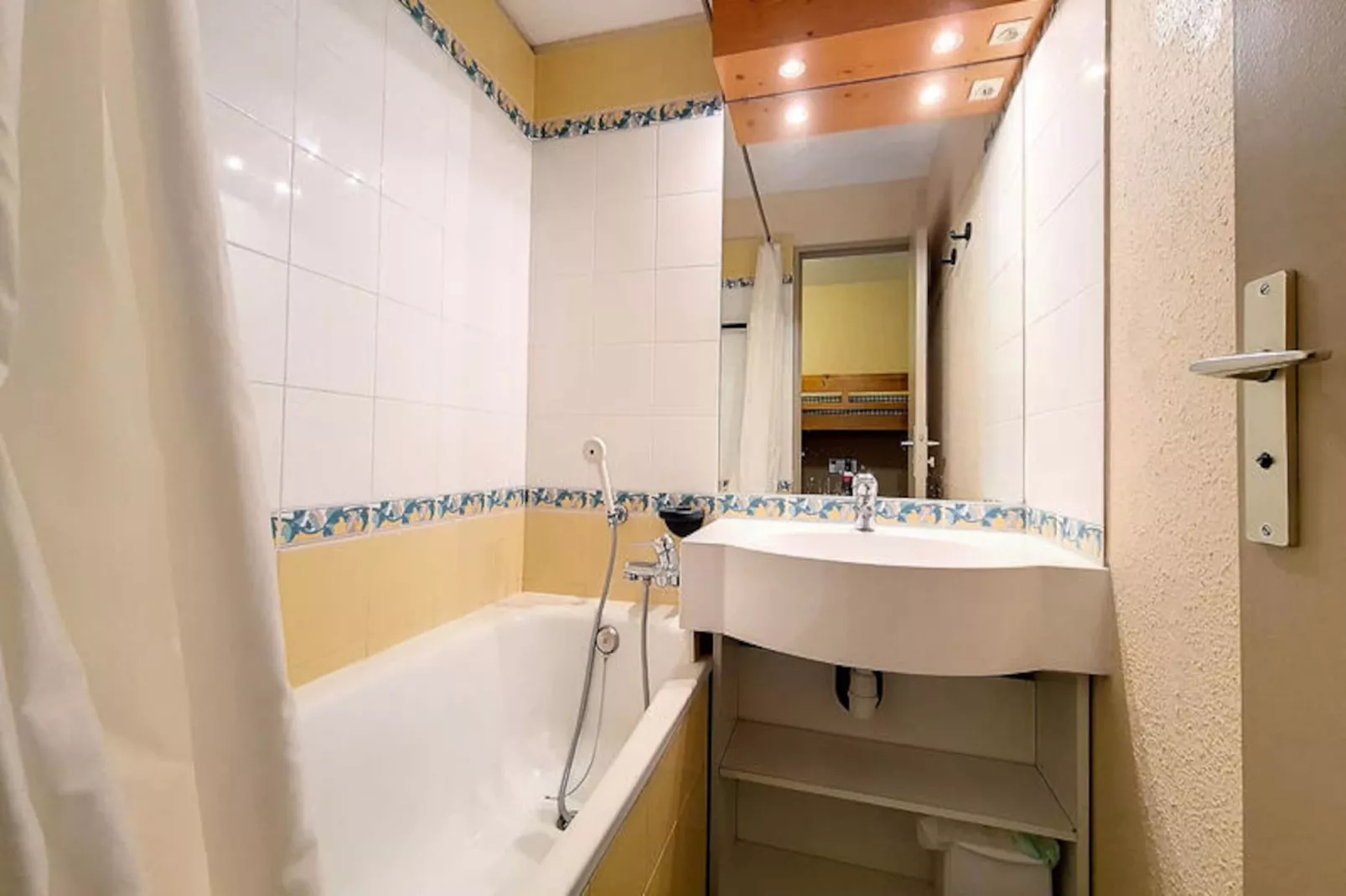 Résidence Boedette A-Non tagué