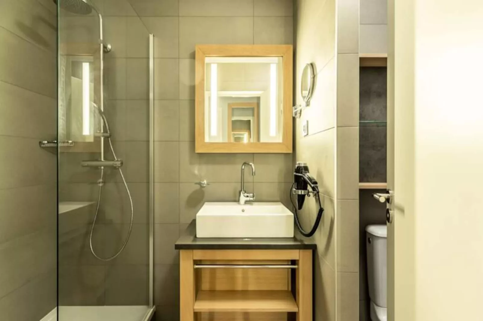 Résidence Les Monarques-Untagged