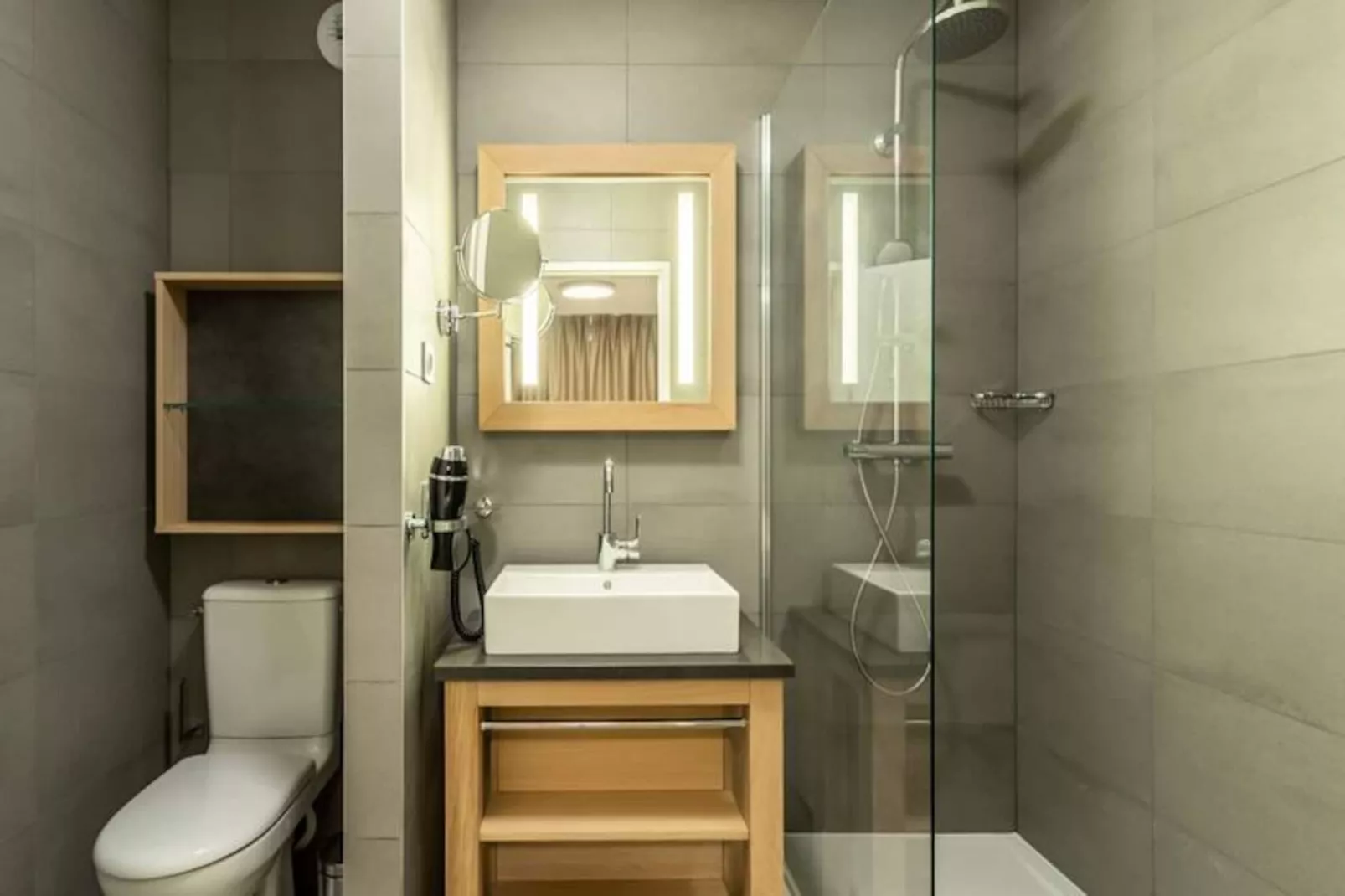 Résidence Les Monarques-Untagged