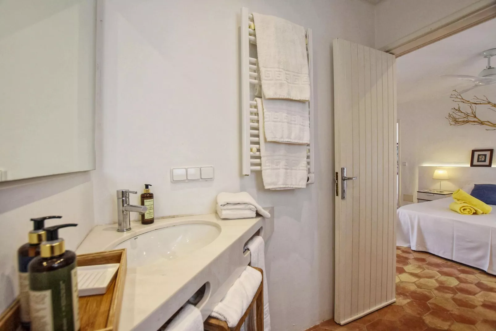 Blu Marine-Bathroom
