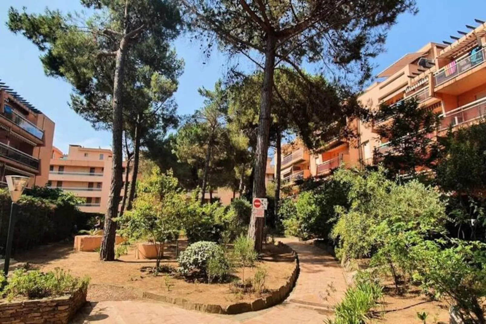 Résidence Studio "bormes In Blue" &agrave; La Favi&egrave;re - Class&eacute; 3***-Non tagué