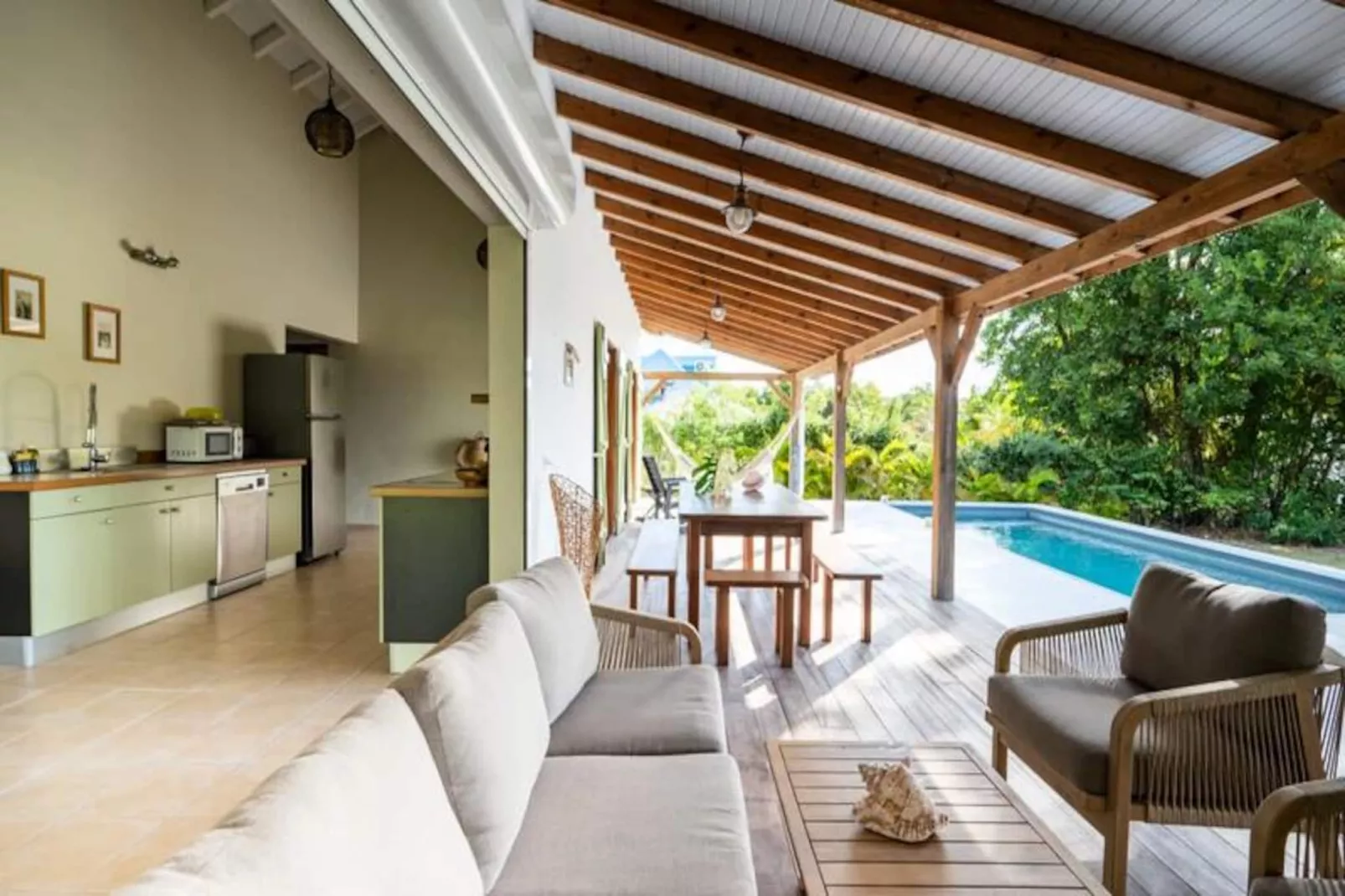 Villa Jacaranda - Untagged