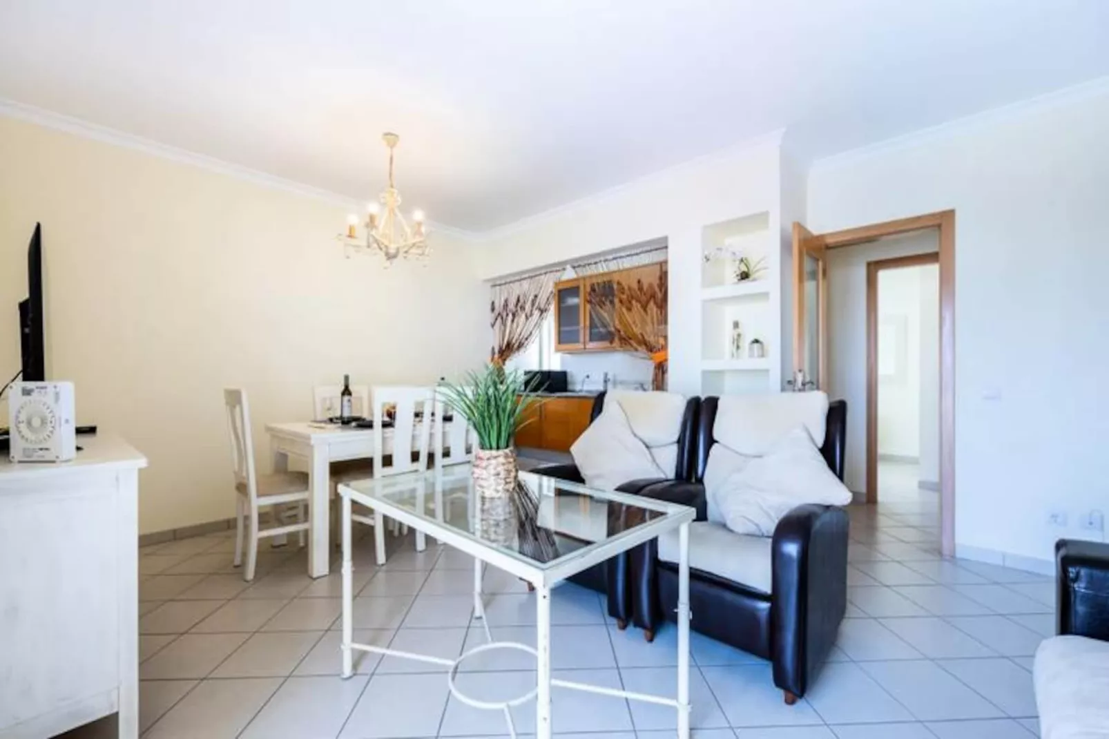 Altura Beach Apartment-Untagged