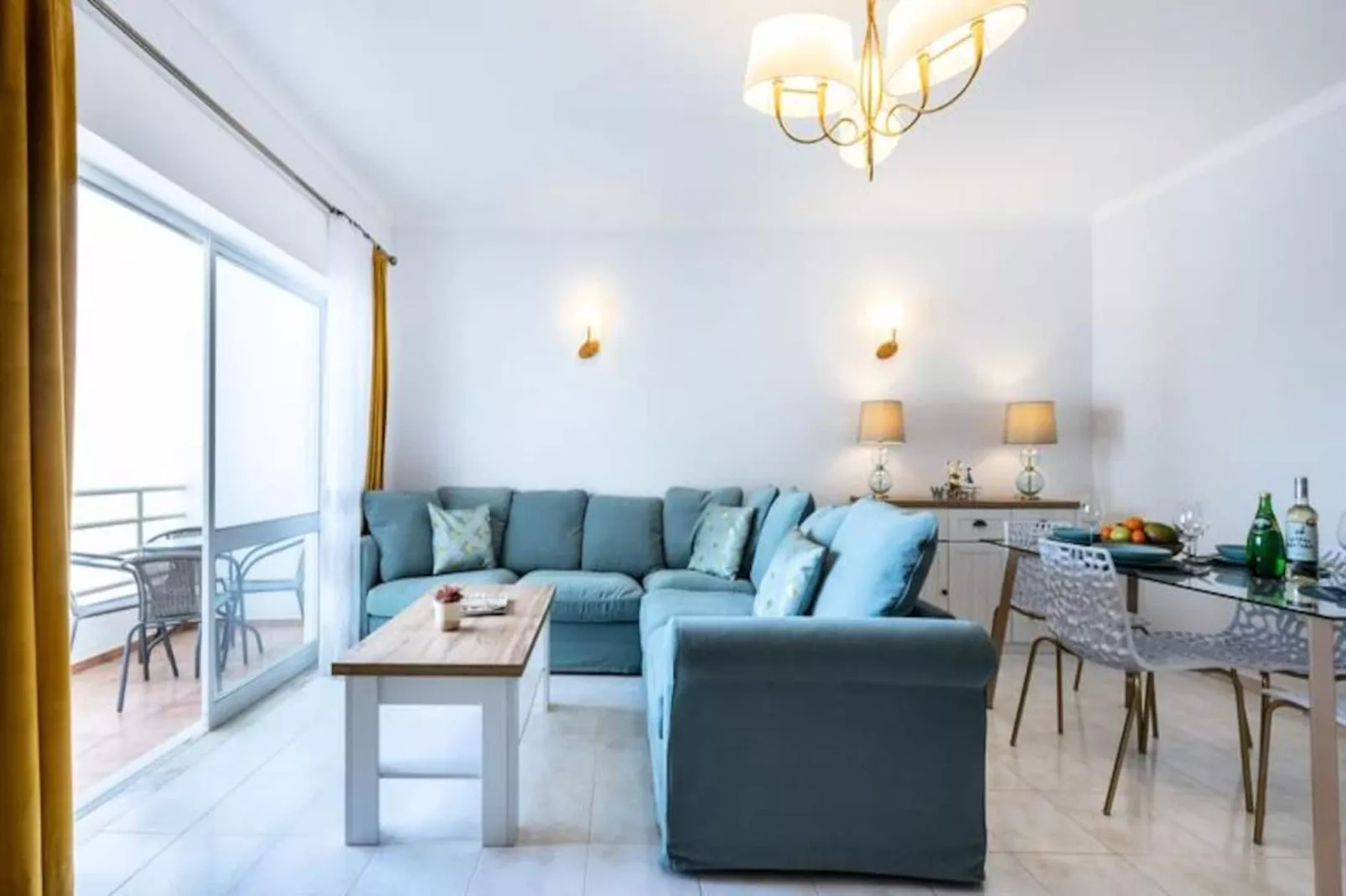 Stylish Seashore Apartment-Untagged