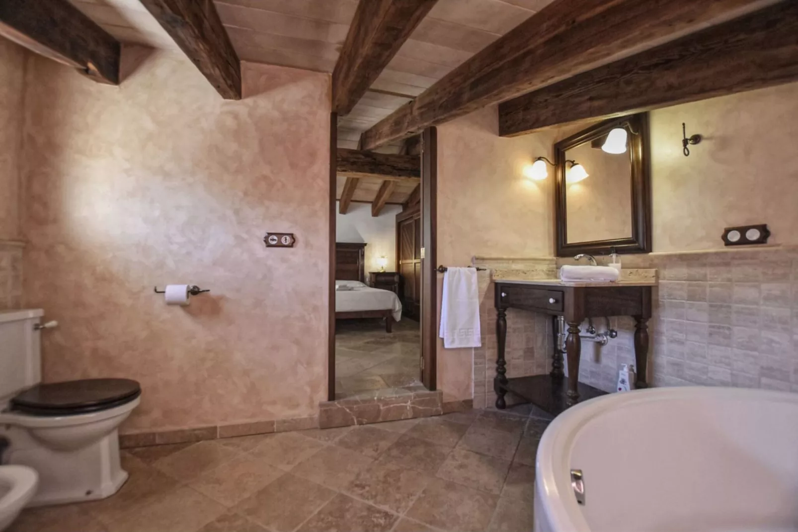 Holandis-Bathroom