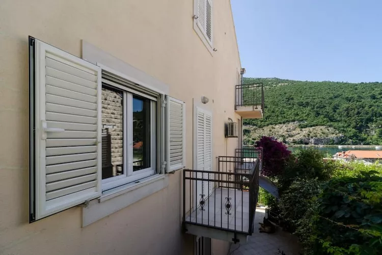 Apartment Marela- One Bedroom Apartment with Balcony and Sea View-Terrasse/Balkon