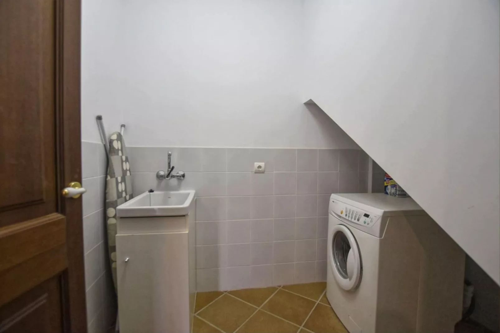Holandis-Facilities