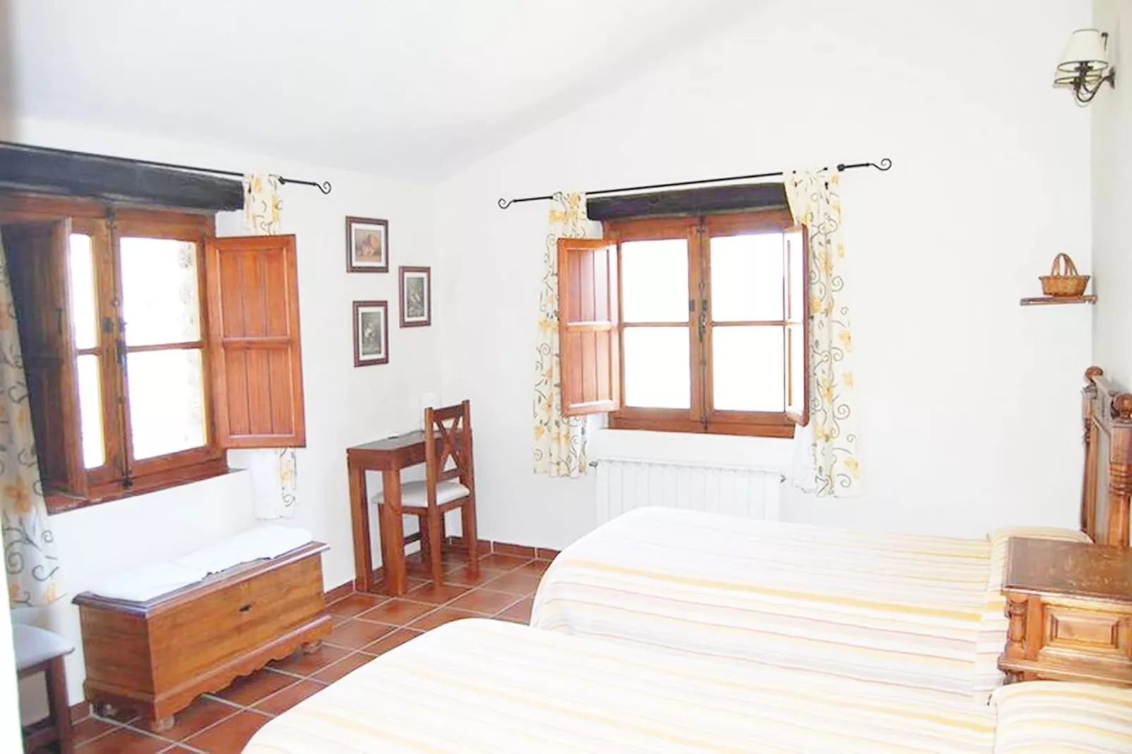 Casa Rural Virgen de la cabeza-Chambre