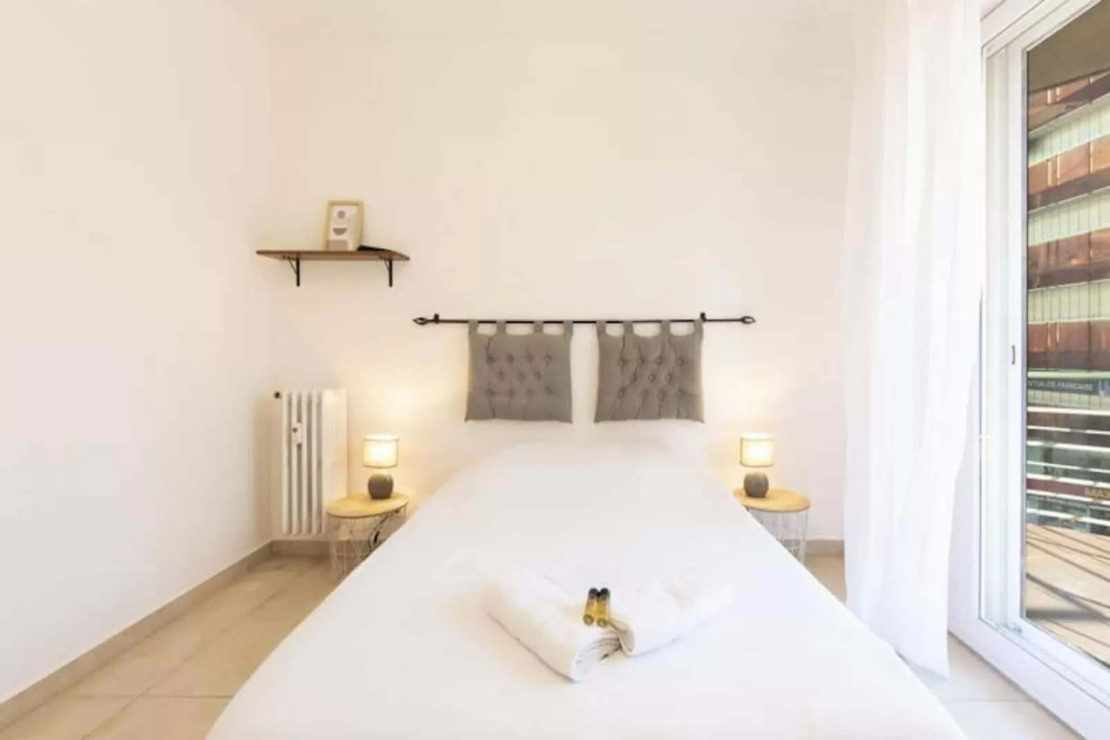 Résidence Robert Soleau Centre D'antibes, 3 Pièces Rénové Terrasse, Climatisation-Untagged