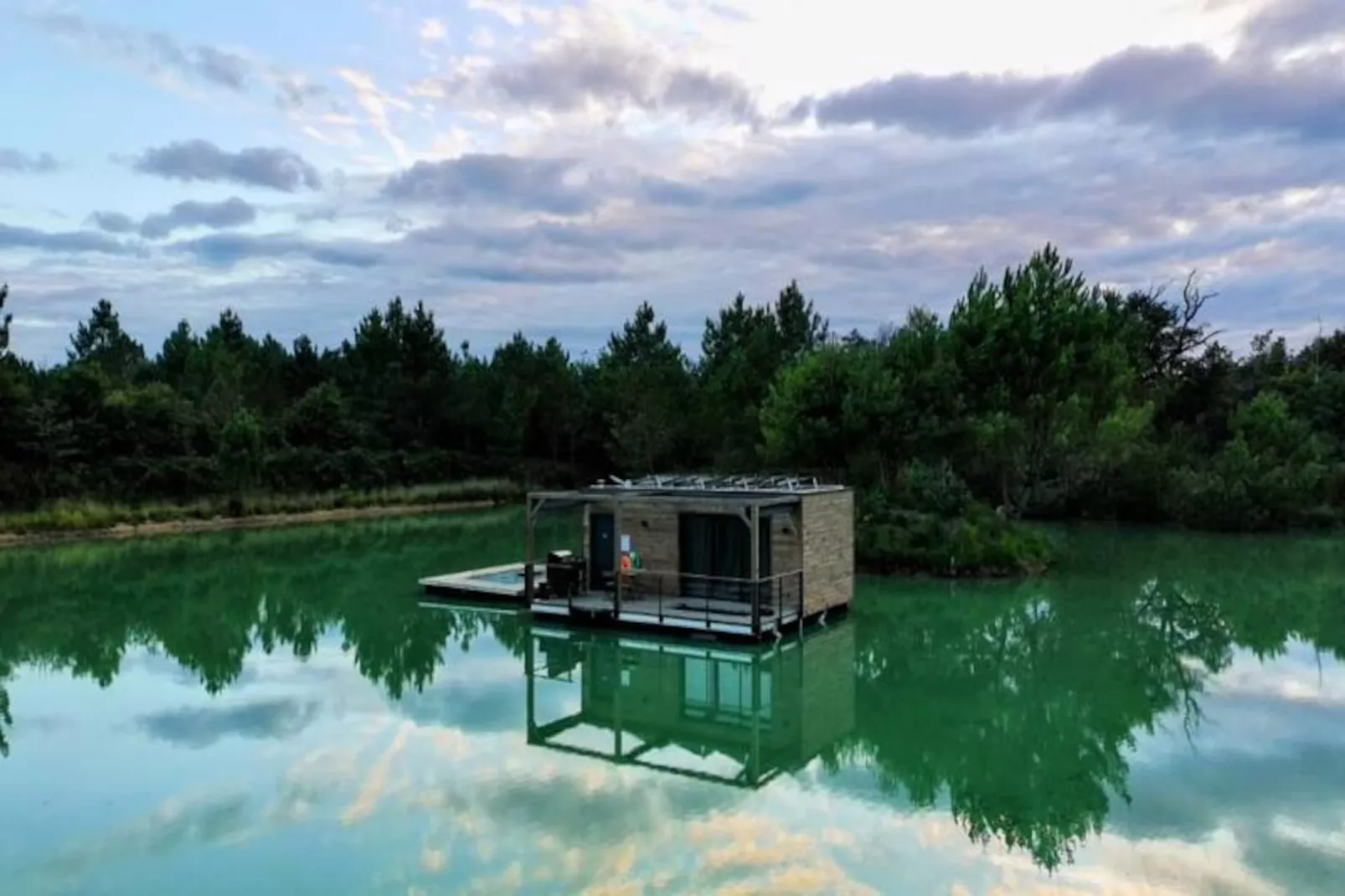 Lodge Sur L'eau En Dordogne-Non tagué