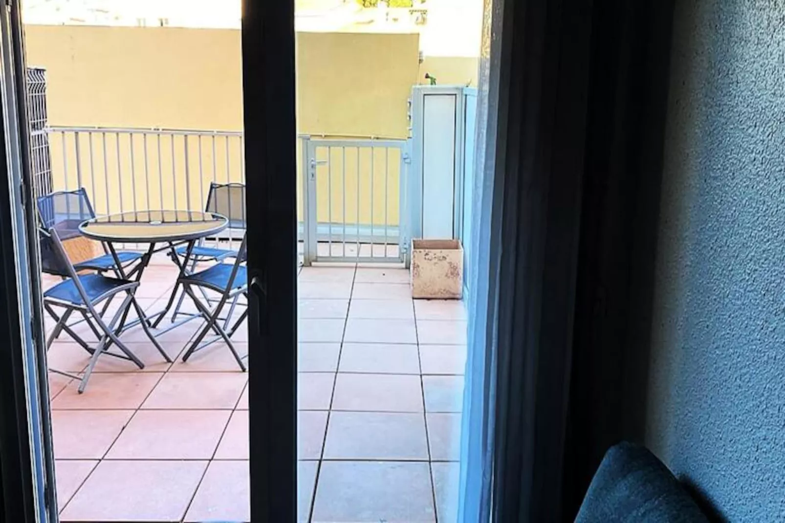 Beau T2 Bis Traversant Idéalement Situé-Nicht zugeordnet