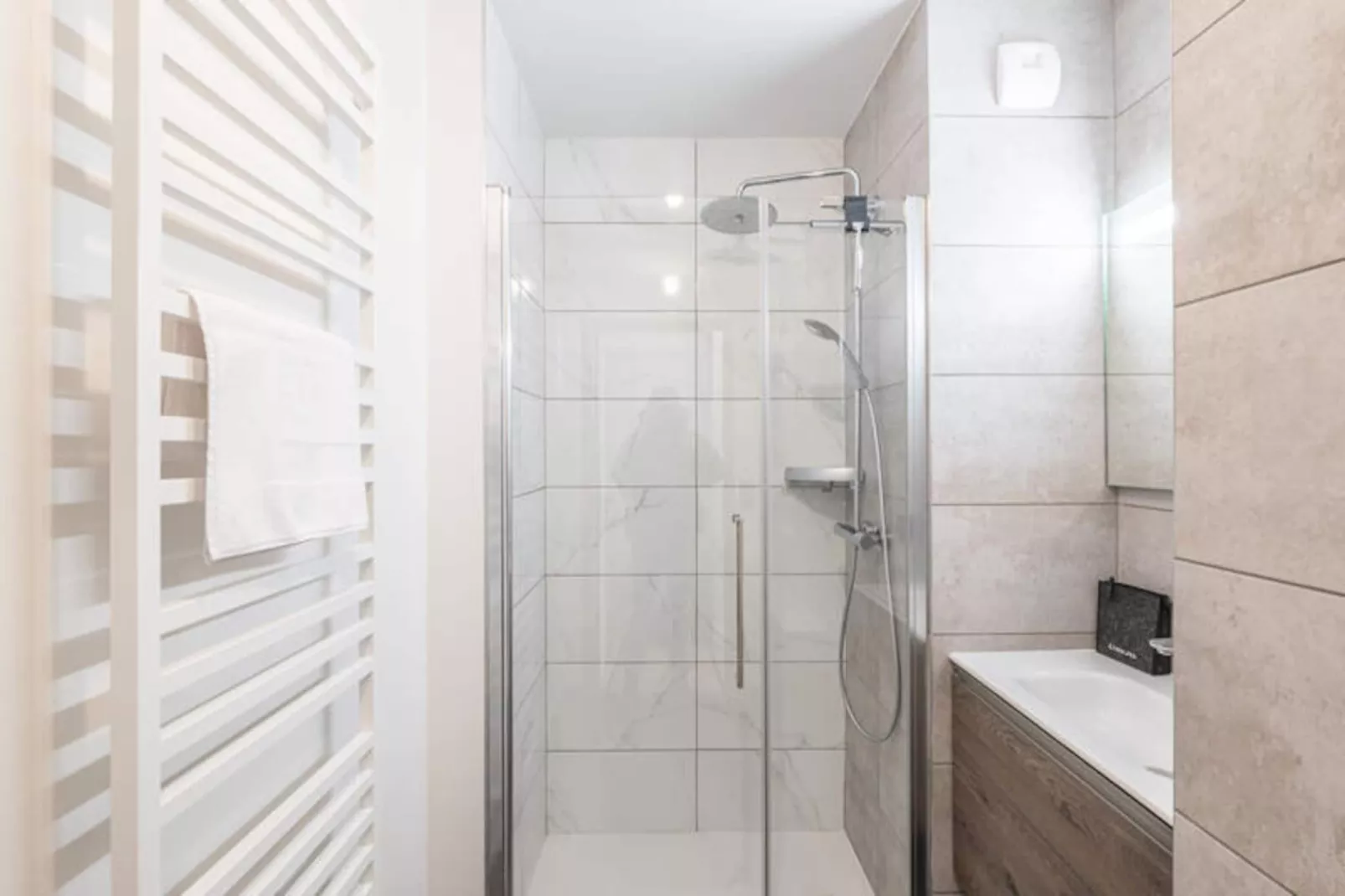 Résidence Les Fermes De L'alpe / Bat C-Untagged