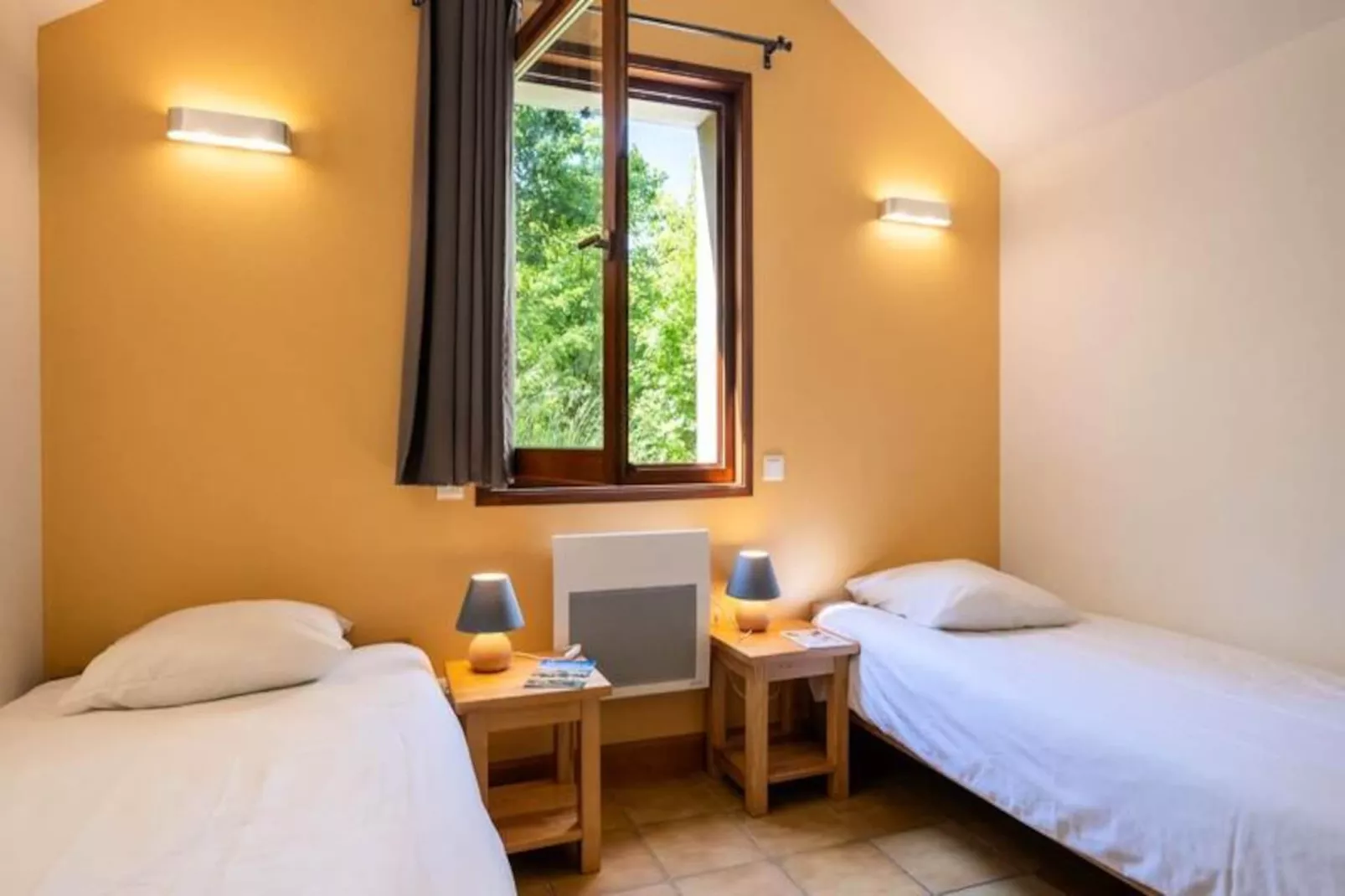 Gîte de France Logement 4/6 personnes - village de gites des vignes 2 épis-Untagged