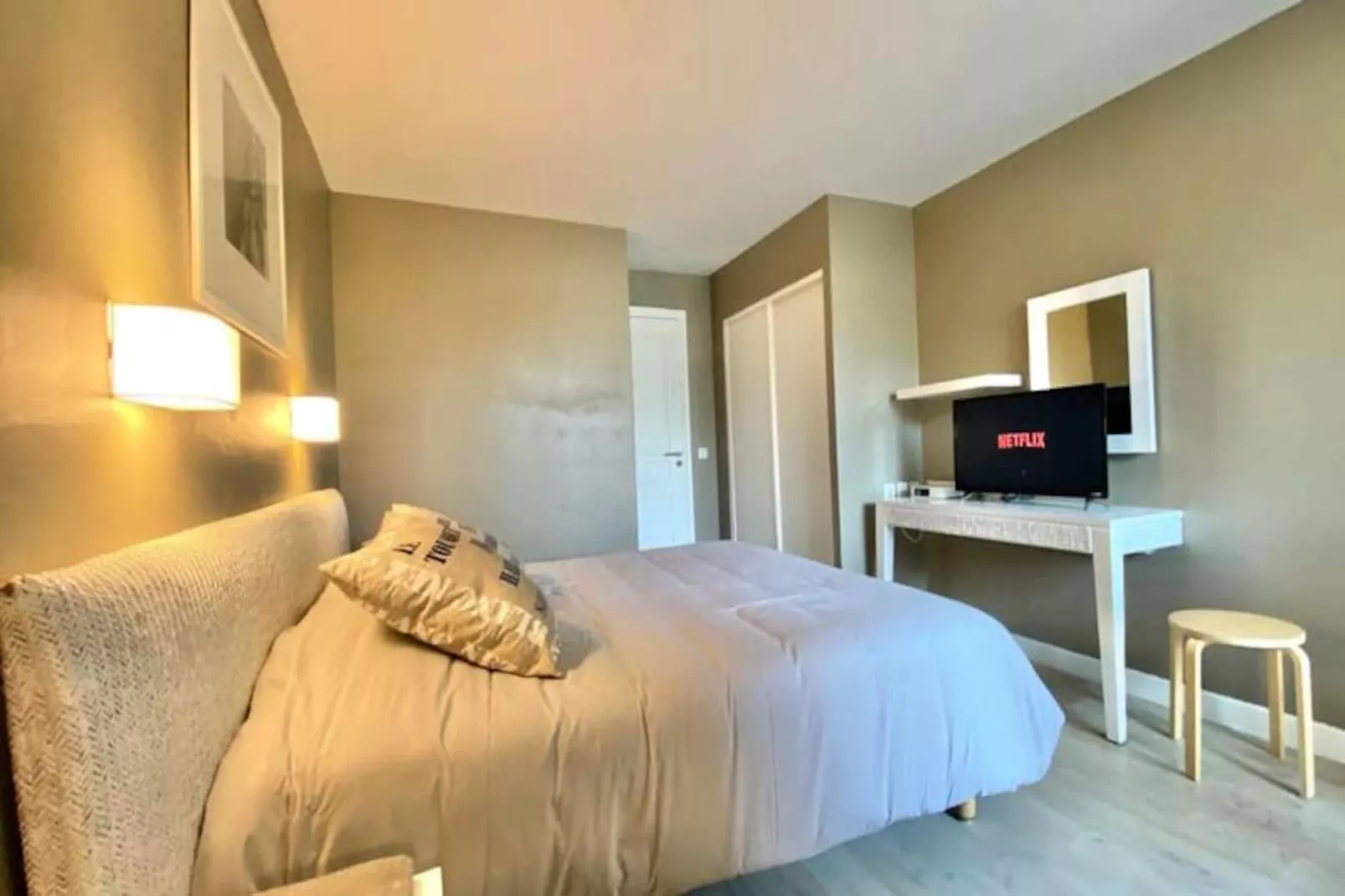 Résidence Charmant Appartement Pour 5 Pers Avec Piscine, Parking Et Tennis-Untagged