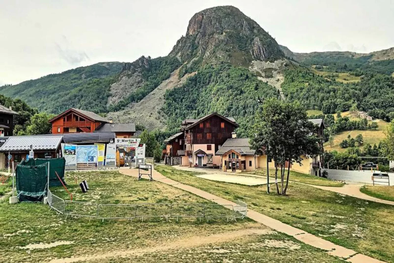 Résidence Eperviere-Untagged