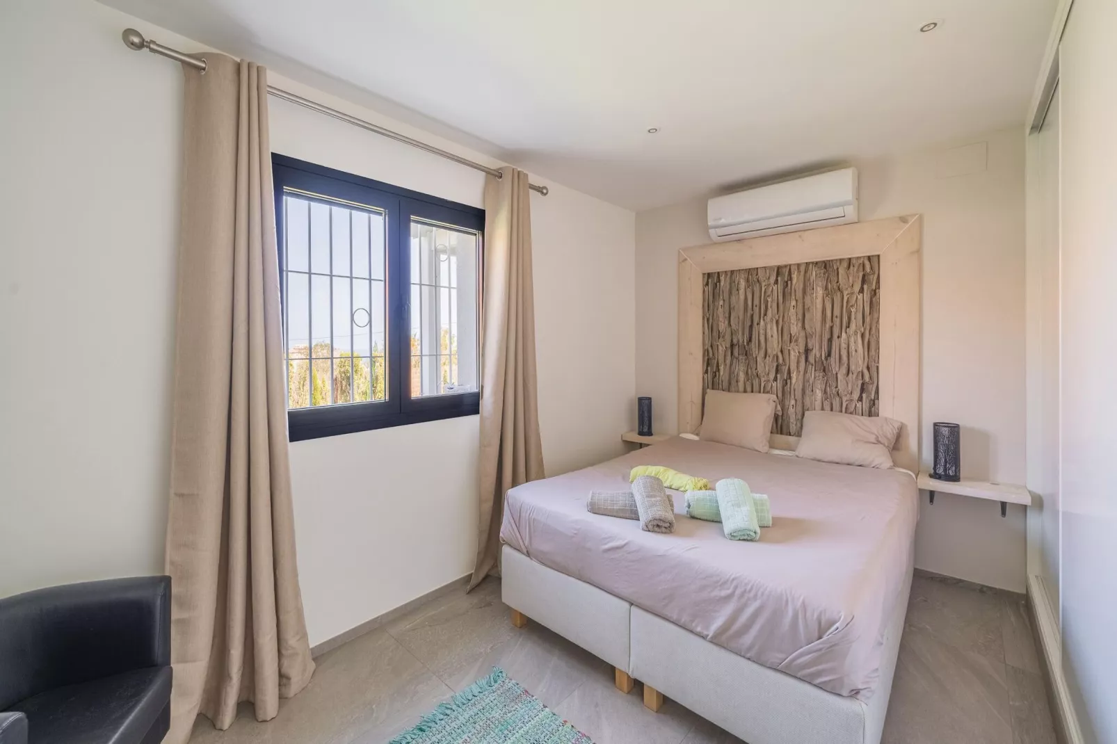 La Sirena-Bedroom