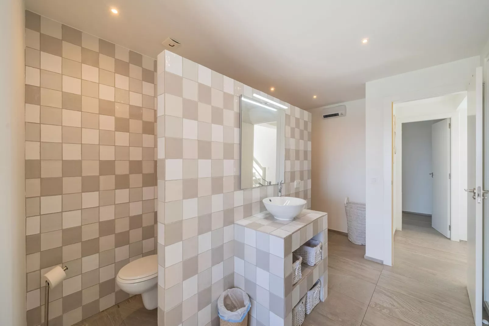 La Sirena-Bathroom