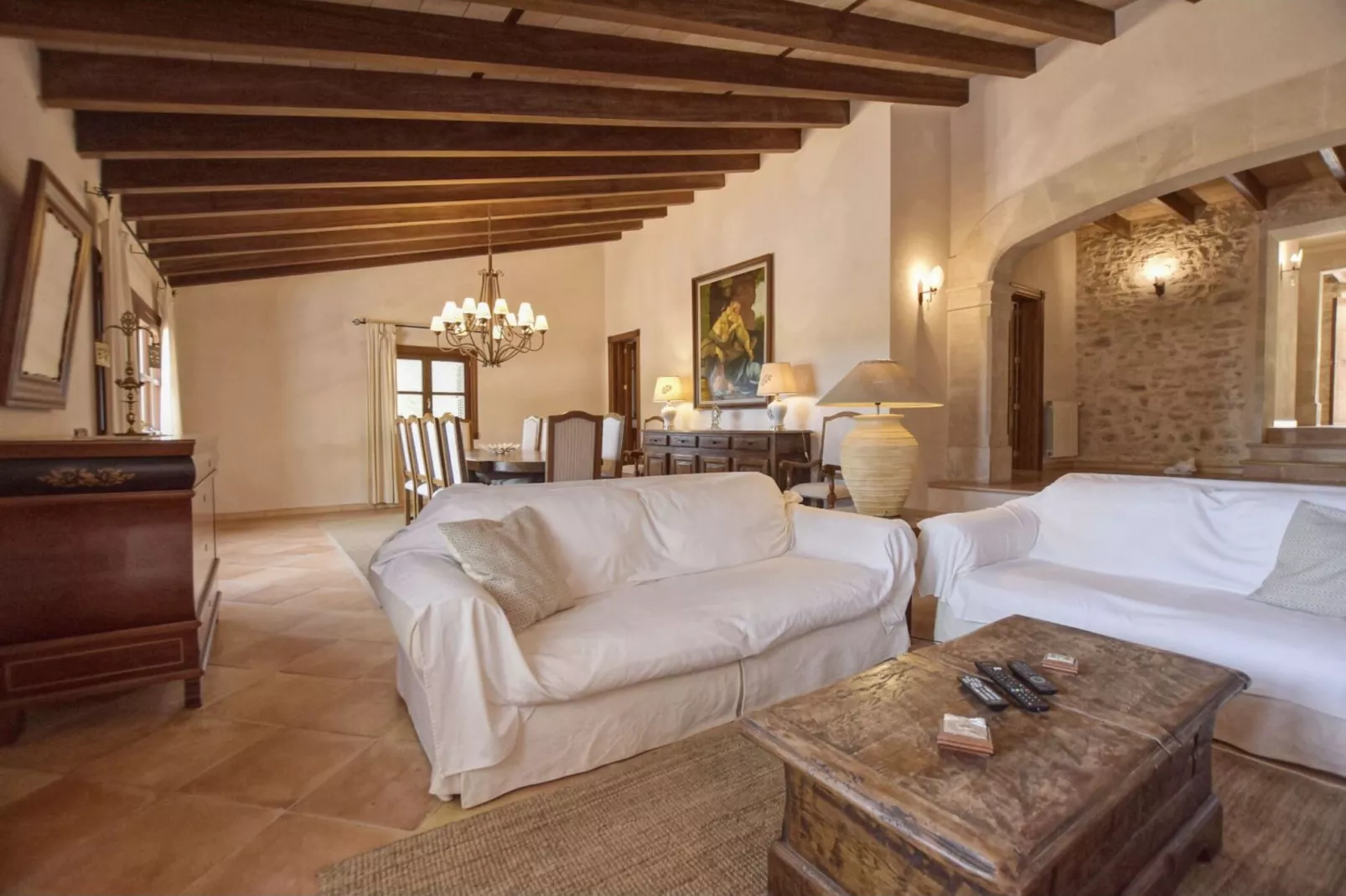 Petit-Living room