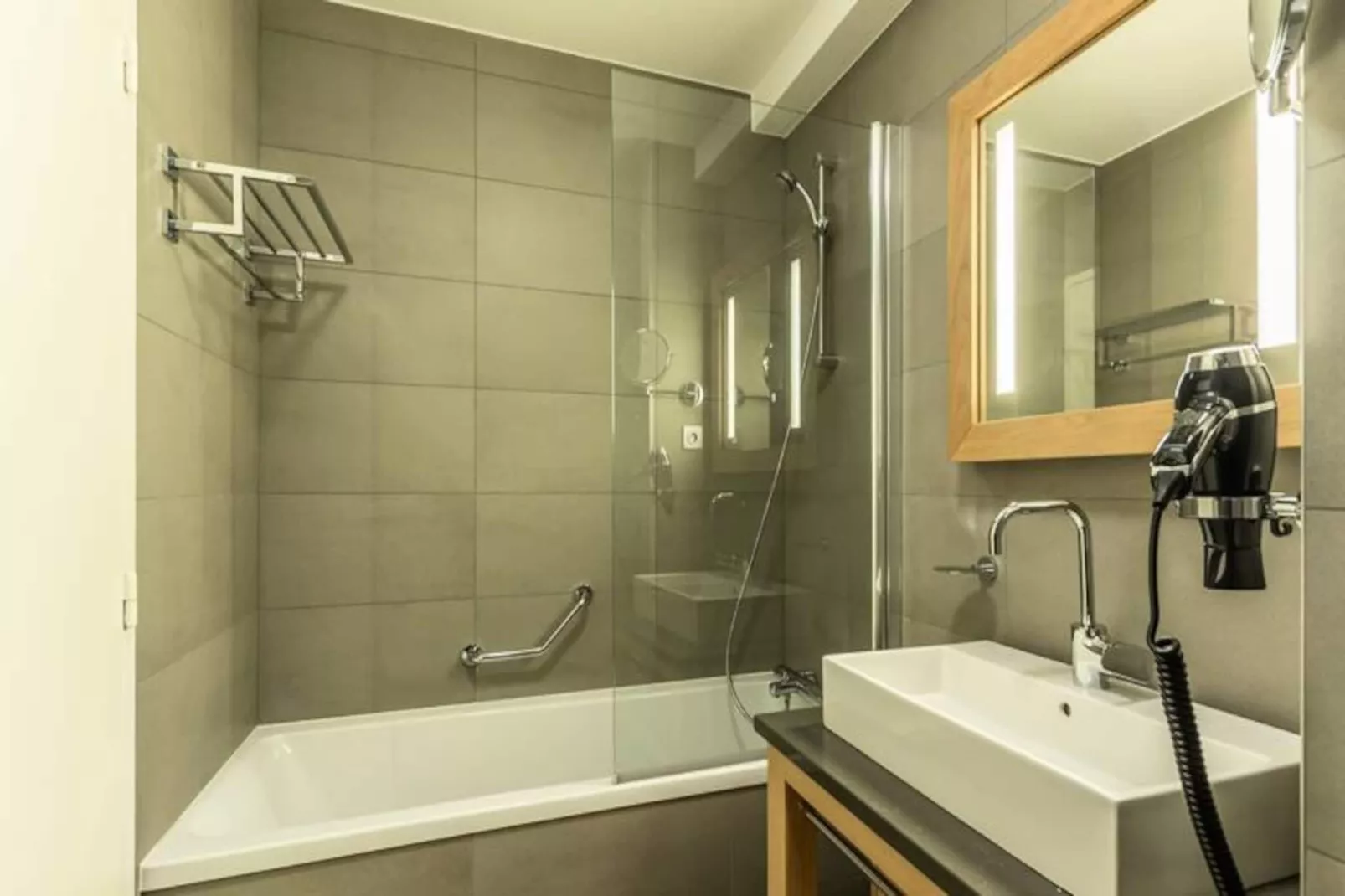 Résidence Les Monarques-Untagged