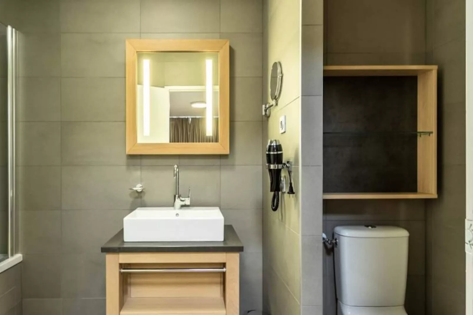 Résidence Les Monarques-Untagged