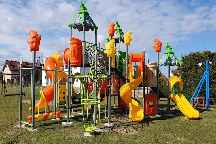 Domki pietrowe dla max 5 osób Karwia-Jardins en été