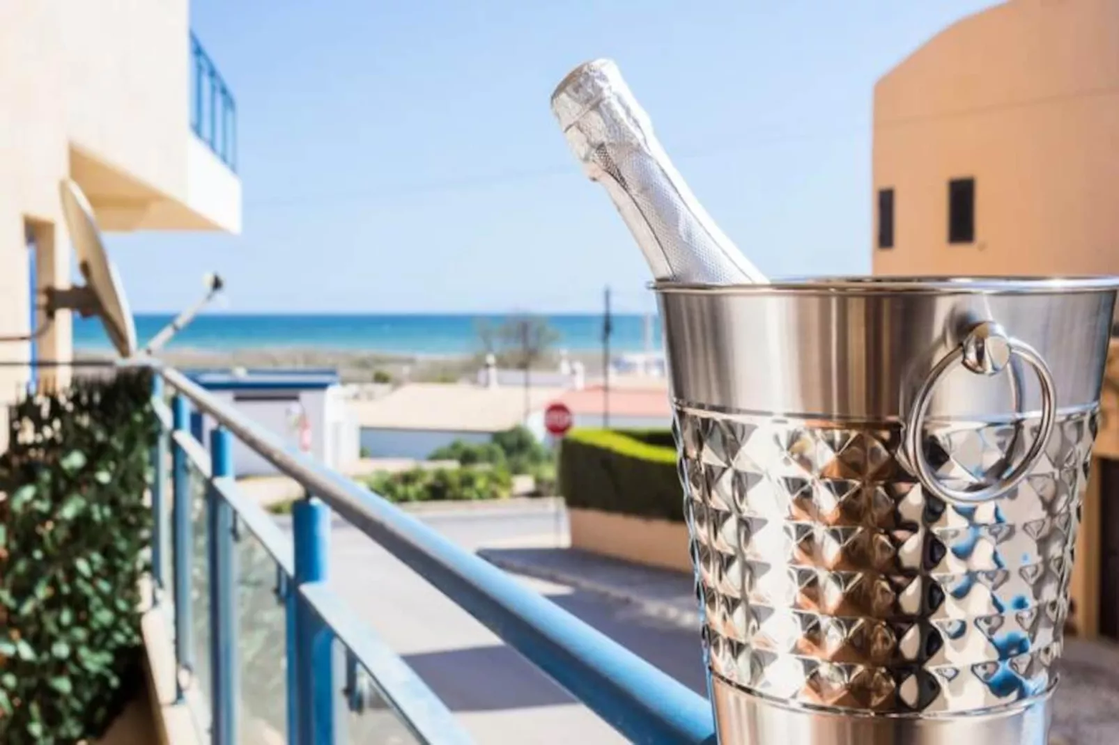 Meia Praia View Apartment-Untagged