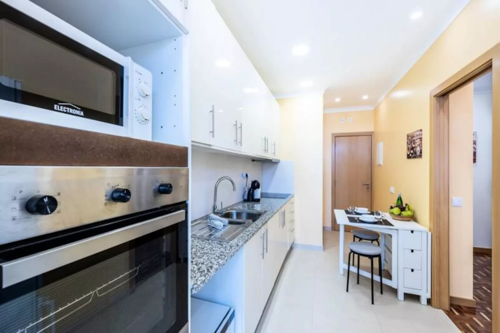 Urban City View Apartment-Non tagué