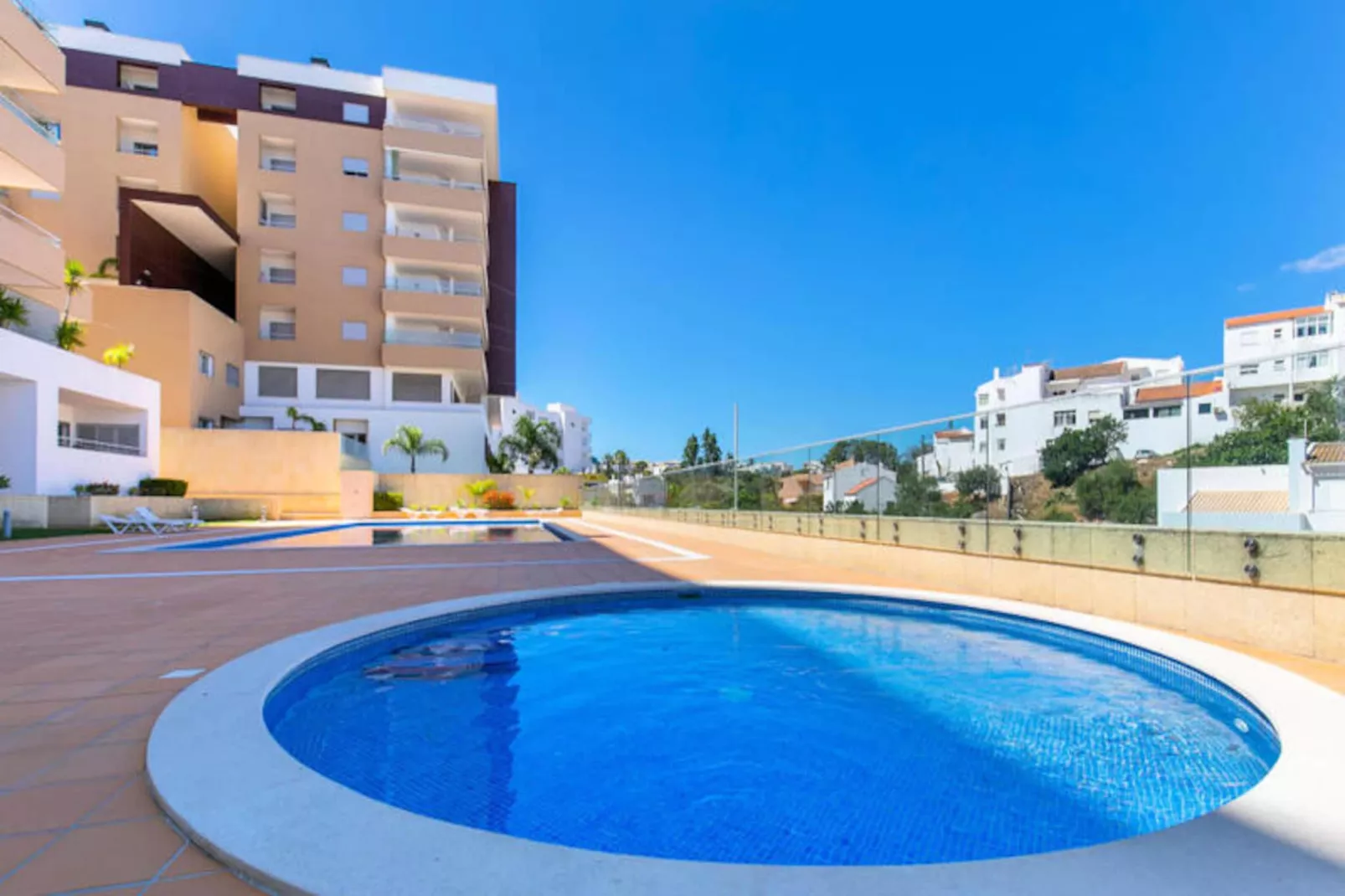 Apartment Henri-Non tagué