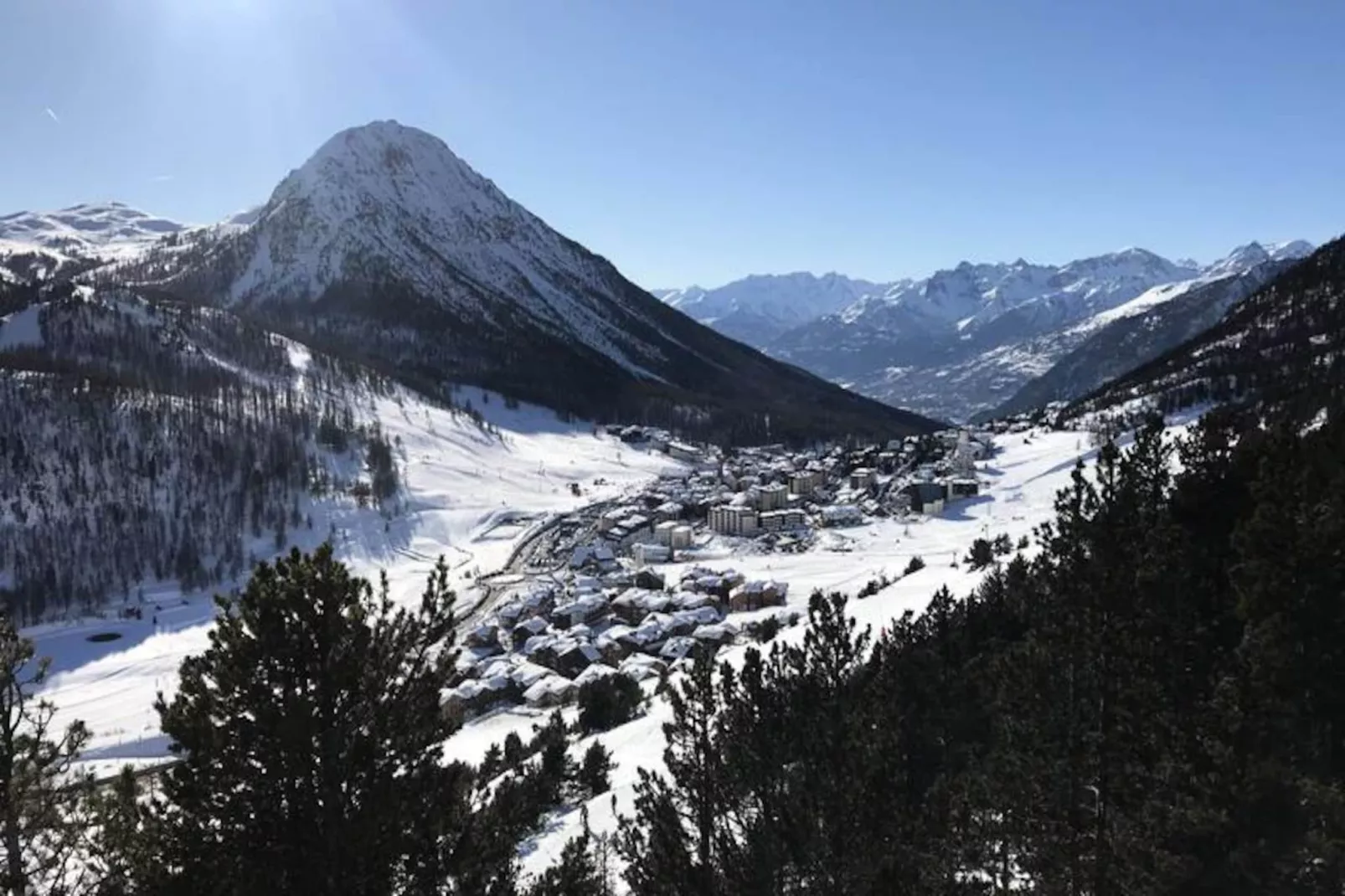 Chalet Epilobe-Untagged