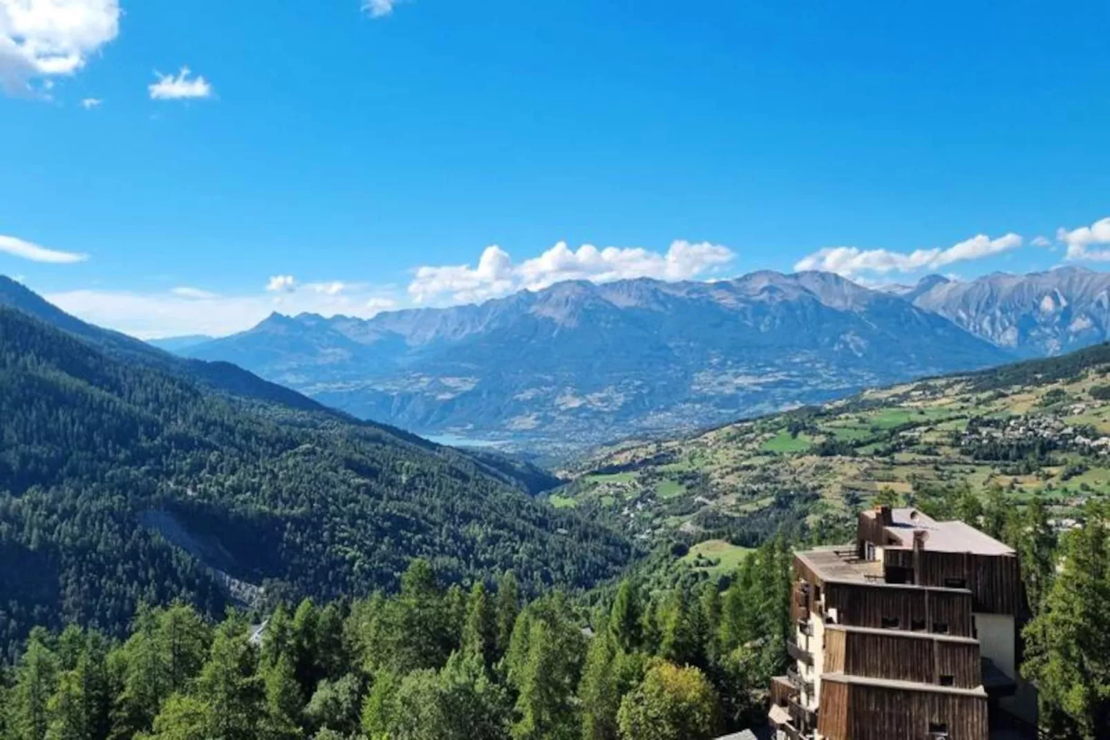 Résidence Les Carlines-Untagged