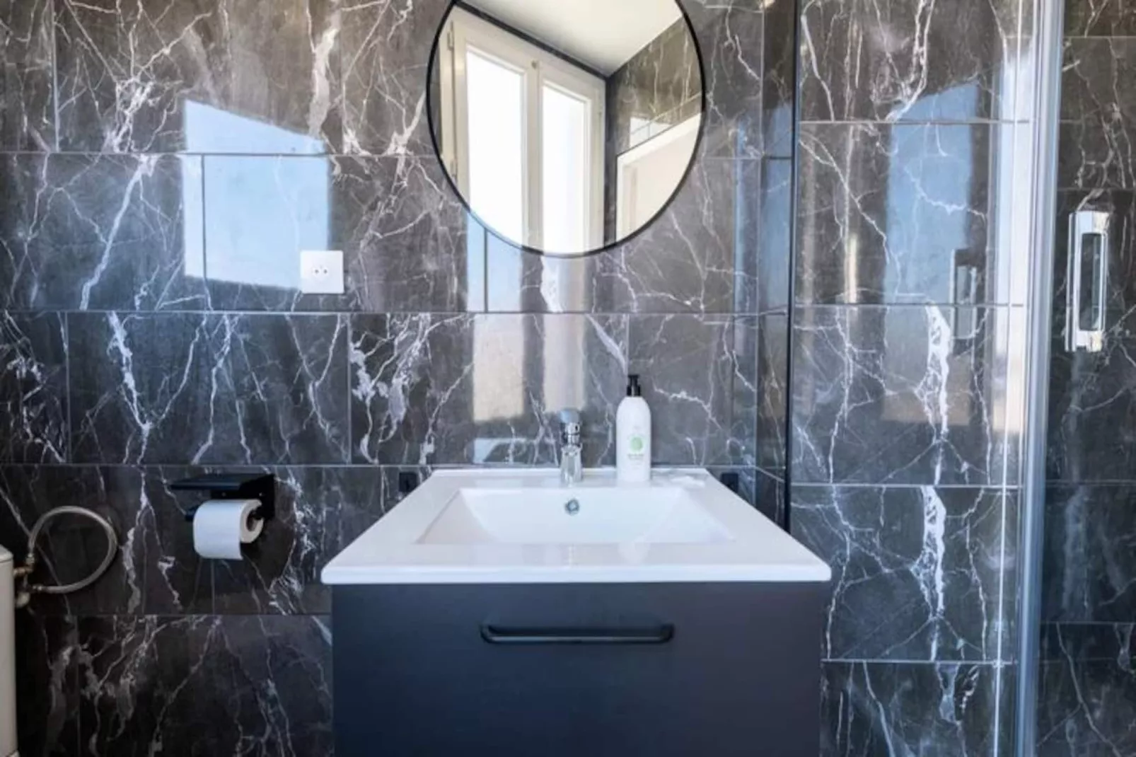 Résidence Cannes 2p Proche Centre-Untagged