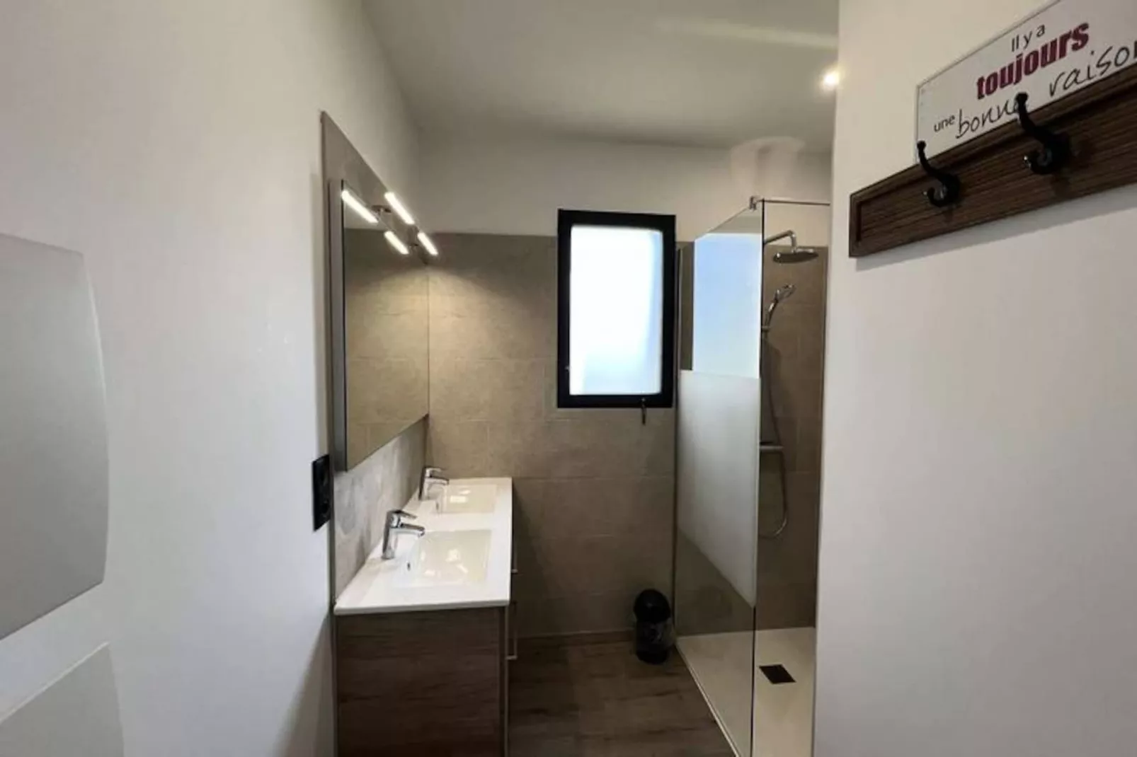 Résidence 120-grayan Et L Hopital-Nicht zugeordnet