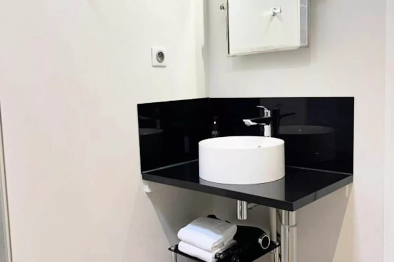 Maison Ingw&euml; - T4 Pour 8 Personnes Place Gambetta-Untagged