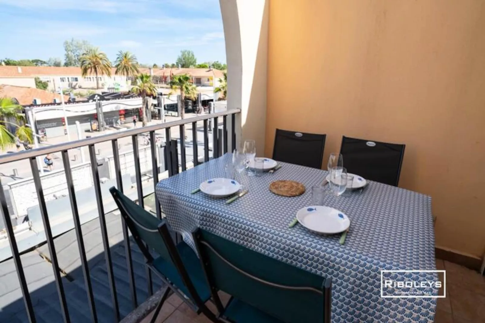 Appartement Climatis&eacute; &agrave; 100m De La Plage-Untagged