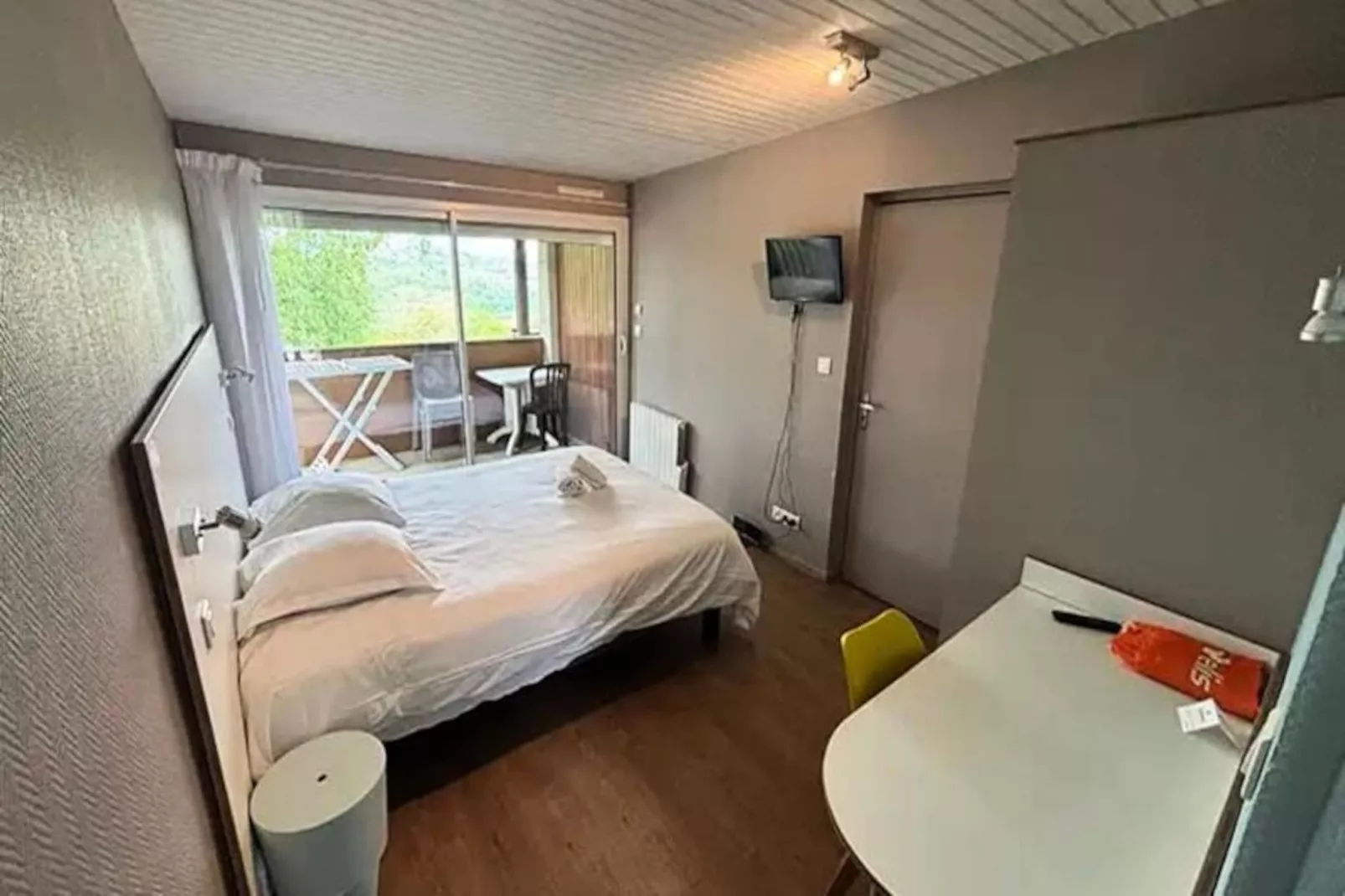 VVF Montpeyroux Auvergne-Untagged