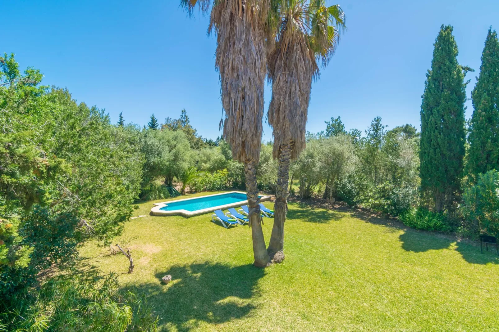 Can Ferrer-Exterior summer