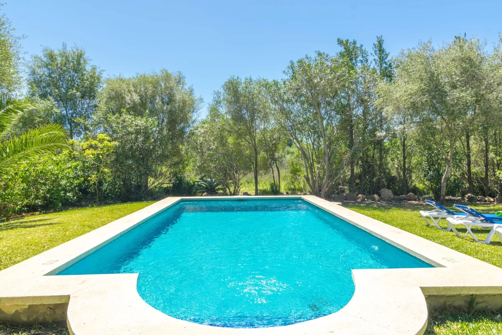 Can Ferrer-Exterior summer