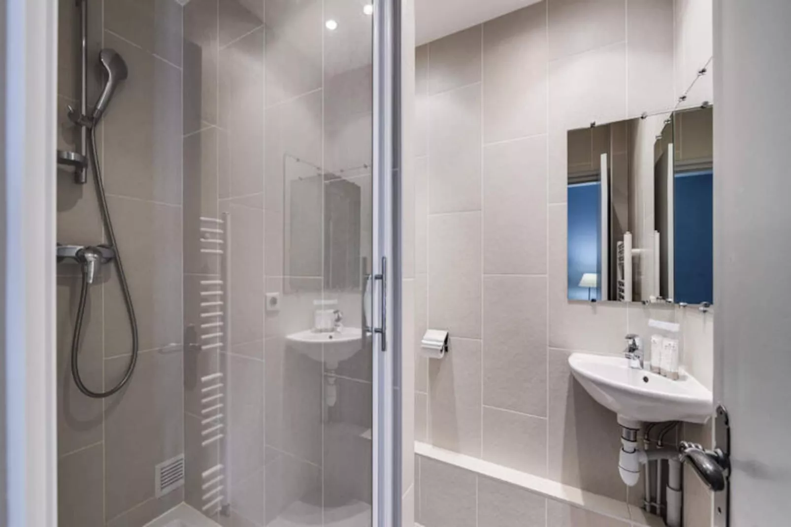 Résidence Bec Rouge-Untagged