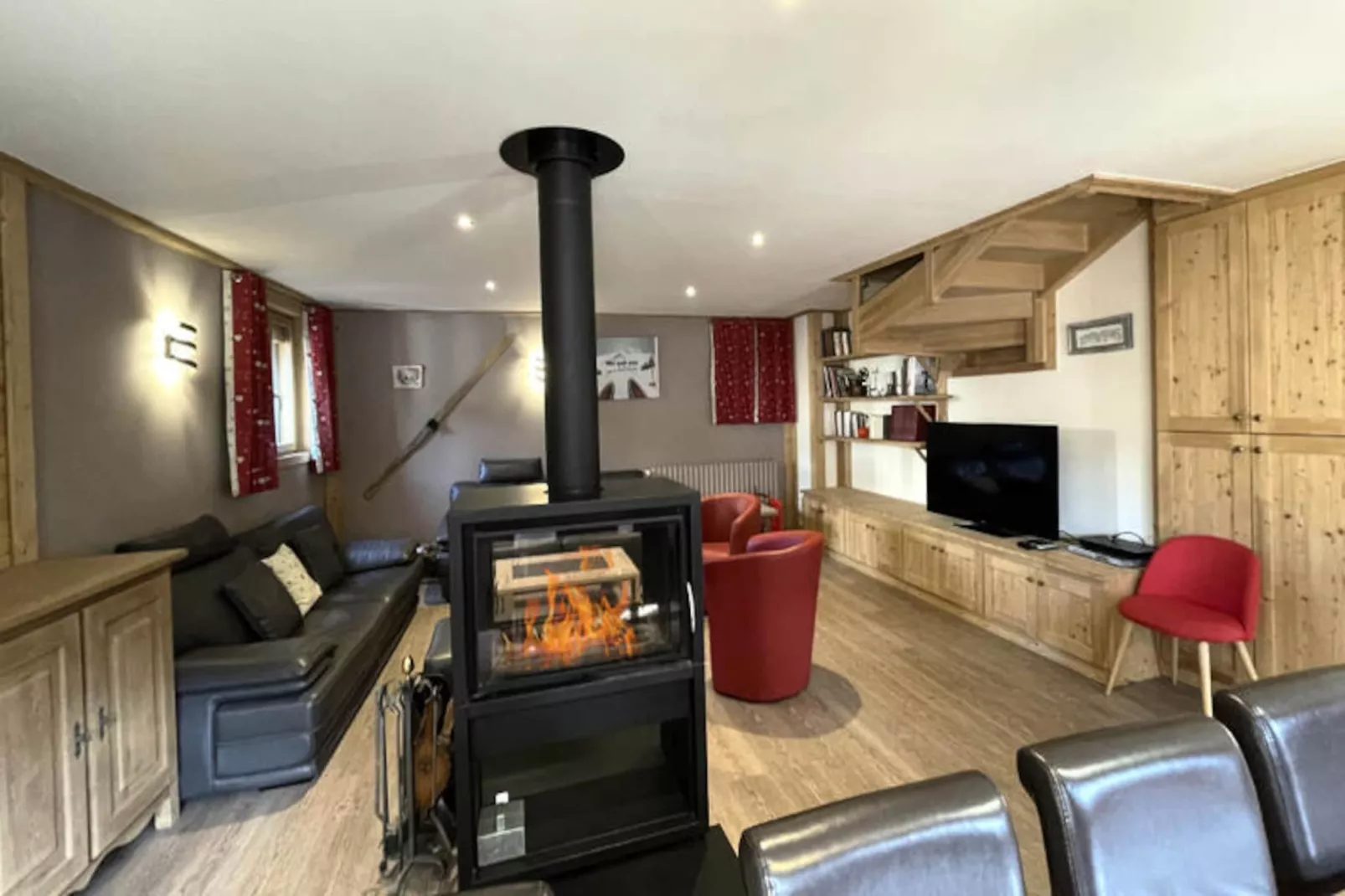 Chalet De Manou-Untagged