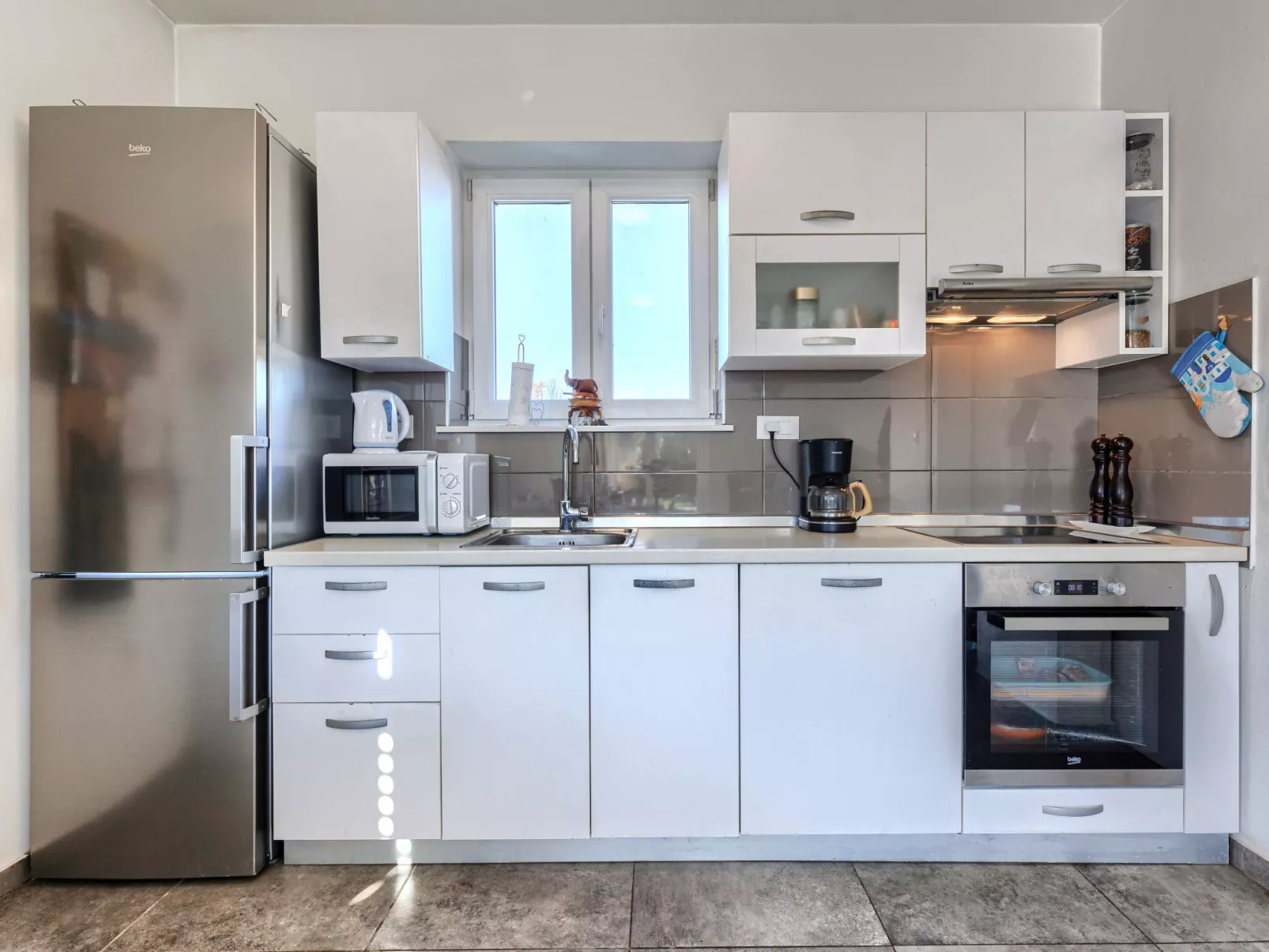 Istria Queen-Drinnen